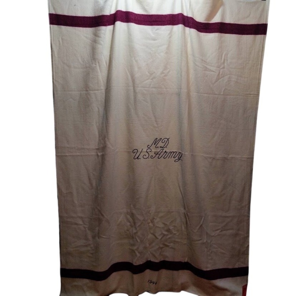 Vintage 1944 WWII US Army Medical Dept Wool Blanket Chatham Mfg Co White Maroon